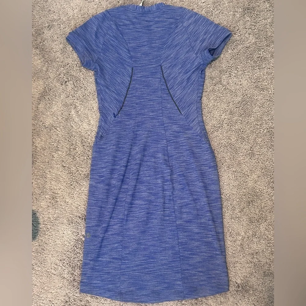 LULULEMON dress. Size 4.